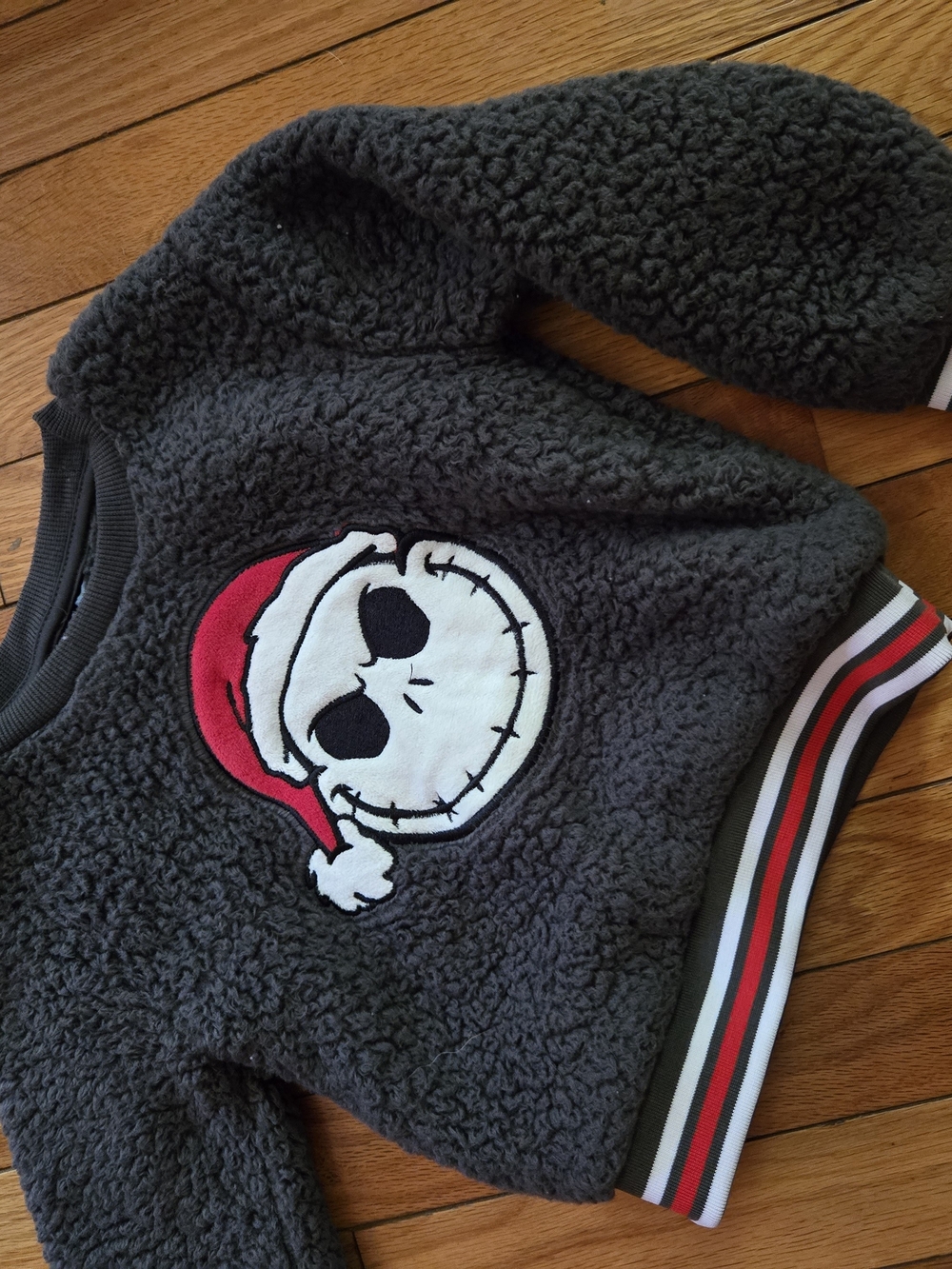 3T Nightmare Before Christmas Sweater - Picture 2 of 4